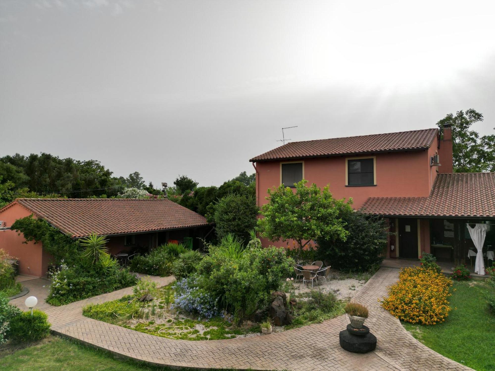 L'Orto Villa San Vero Milis Luaran gambar